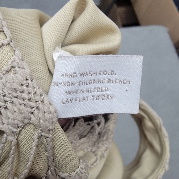 Chicos  crochet Tan Taupe Lace Maxi Sleeveless Dress One Womens Size 1 - Picture 12 of 12